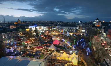 Galway looks stunning as it begins glowing under Christmas lights