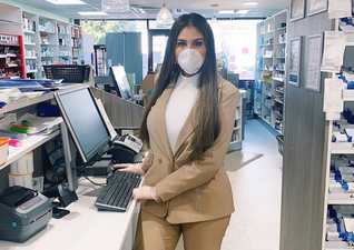 Love Island’s Anna Vakili has returned to work as a pharmacist amid Covid-19 crisis