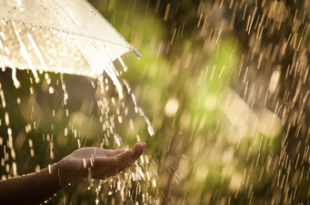 Weekend weather – sunny spells but the rain isn’t letting up yet