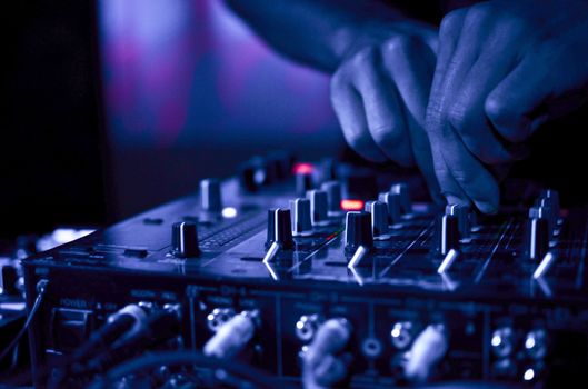 We're hosting an exclusive DJ set for UCC students and there are class prizes to be won