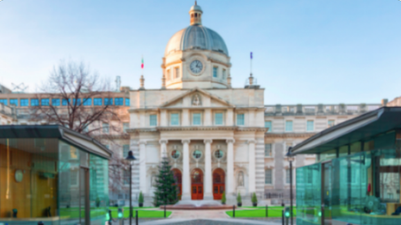 Government considering ‘family only’ gatherings and keeping wet pubs closed over Christmas period