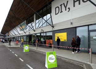 Retail group criticises Government decision to ban click and collect services