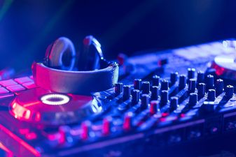 Are you a student? Join us for this class event with prize giveaways and unreal tunes