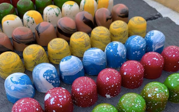 Wondering what to buy the chocolate lover in your life? Here are 7 gorgeous gifts from Irish businesses