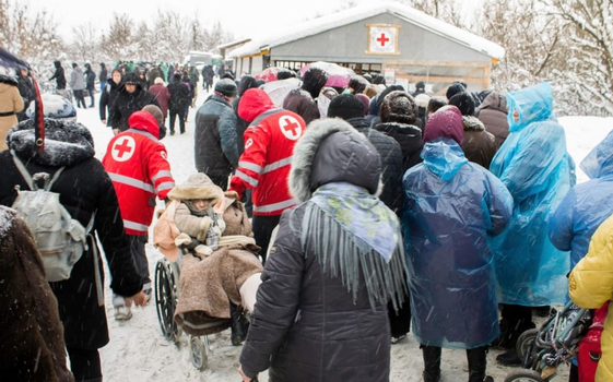Irish Red Cross workers aiding people in Ukraine in snowy weather