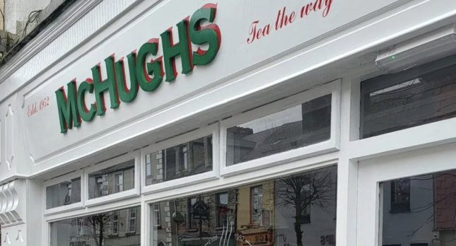 mchughs mayo café