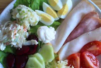 10 things that are essential on the plate of every Irish summer salad