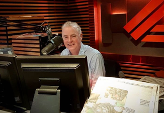 Dave Fanning to leave 2FM after 44 years, but has no intention of retiring
