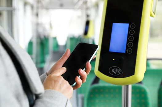 contactless payment buses