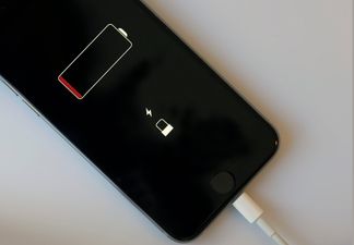 Apple warn customers about consequences of charging phones overnight