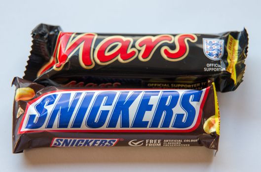 Why Snickers bars went by an entirely different name in Ireland for years